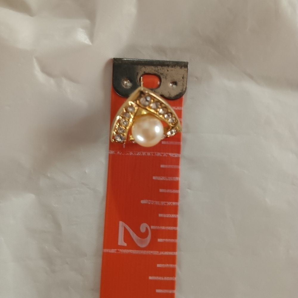 Vintage Gold Tone Pearl Gemstone Stud Earrings - Picture 5 of 9